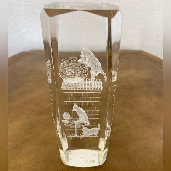 Source Unknown Other - Vintage Tall Laser Etched 3D Crystal Glass Paperweight 3 Kittens Cats Playing 6"